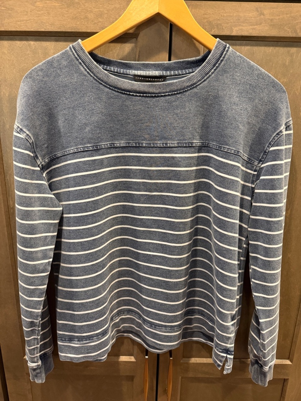 Jane + Delancey Striped Blue Denim-Look Women’s Small Light Crewneck Sweatshirt